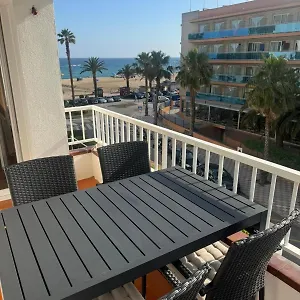 Lujoso Piso Enfrente De Playa De Fenals, 2 Terrazas , Lloret de Mar España